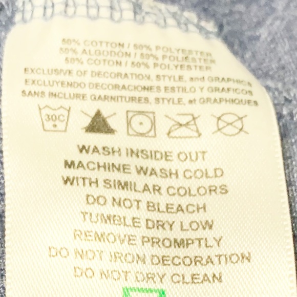 Genuine Merchandise Cleveland Indians Baseball Graphic Tee Dolman Sleeve Crewnec - Picture 8 of 8